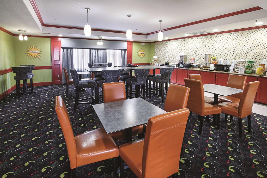 La Quinta By Wyndham Dallas - Hutchins - thumb 3