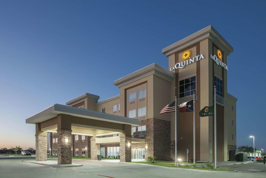 La Quinta By Wyndham Kingsville - thumb 0