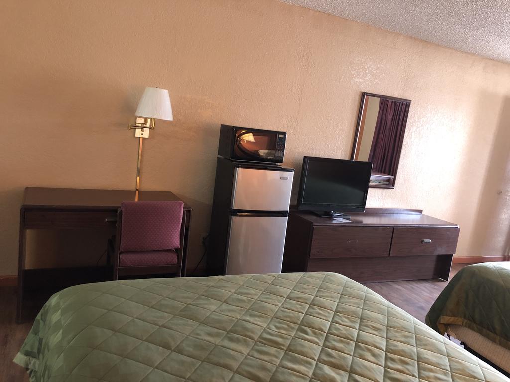 Lone Star Inn - thumb 1