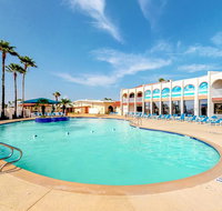 Long Island Village Retreat - Accommodation Texas