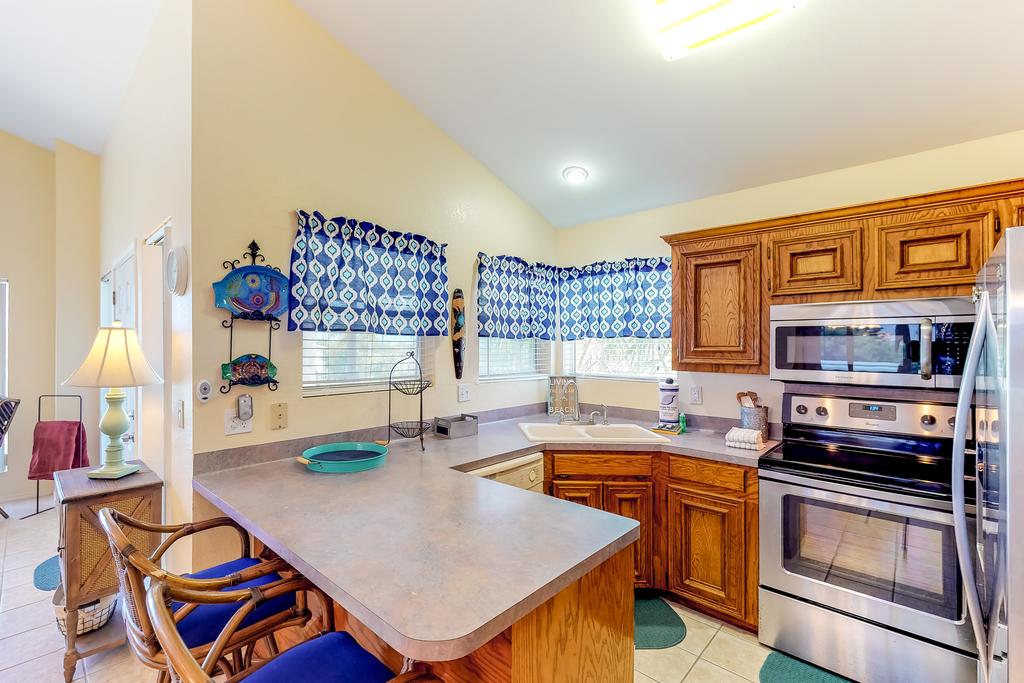 Long Island Village Unit 111 - thumb 2