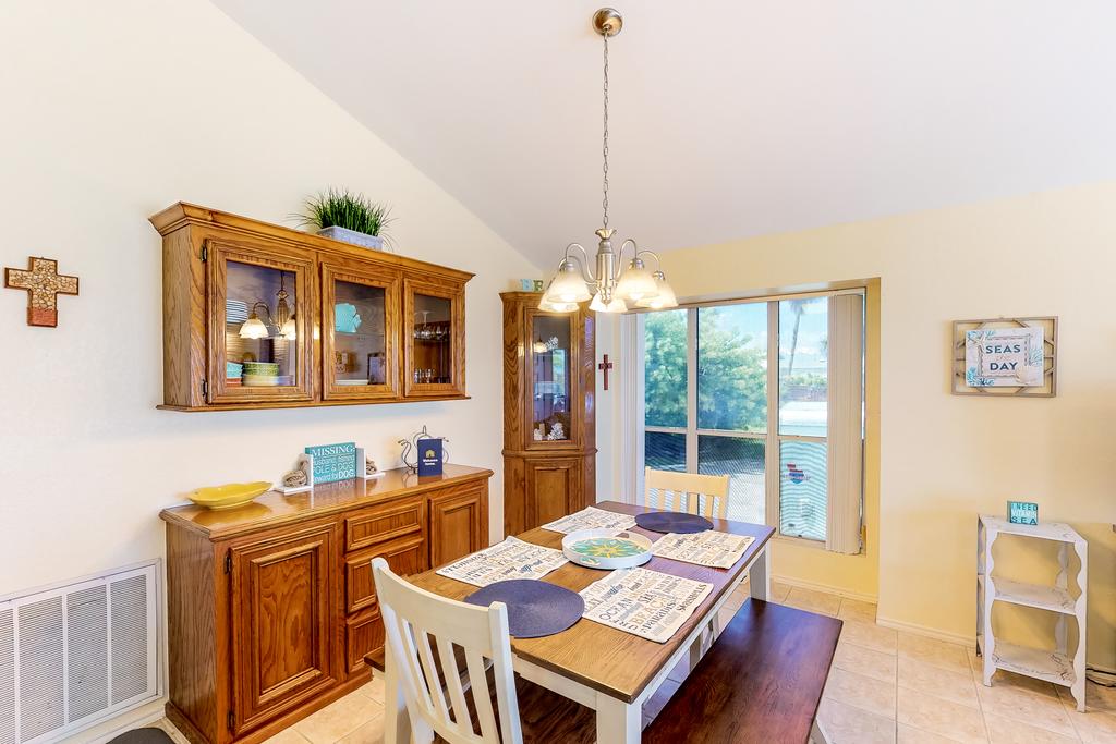 Long Island Village Unit 111 - thumb 3