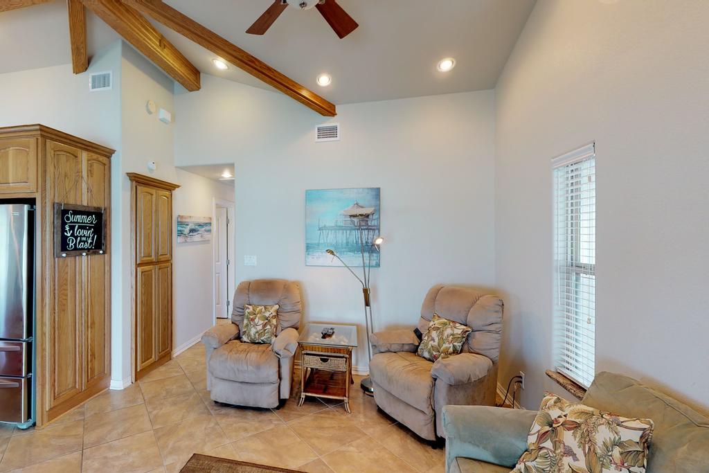 Long Island Village Unit 239 - thumb 3