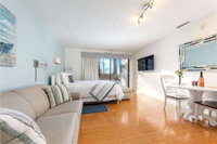 Lovely Beachside Studio  The Shores Accommodation Texas