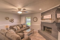 Lubbock Home with Backyard - 6 Mi to Texas Tech Accommodation Texas