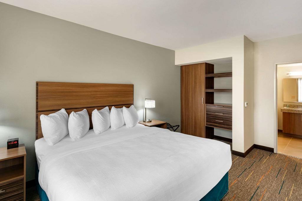 MainStay Suites Lancaster Dallas South - thumb 2