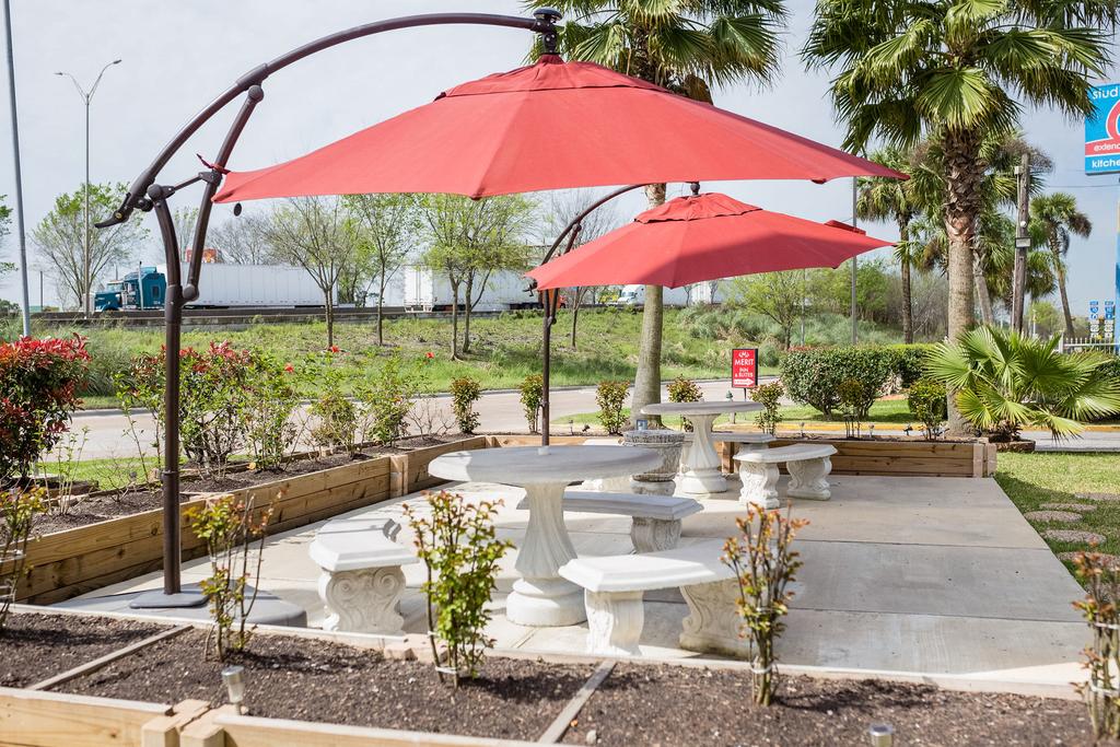 Merit Inn And Suites - thumb 2