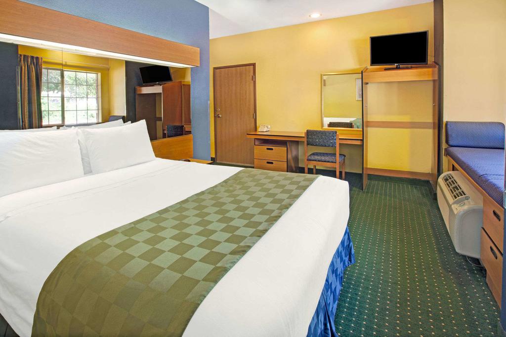 Microtel Inn And Suites By Wyndham Mesquite/Dallas - thumb 2