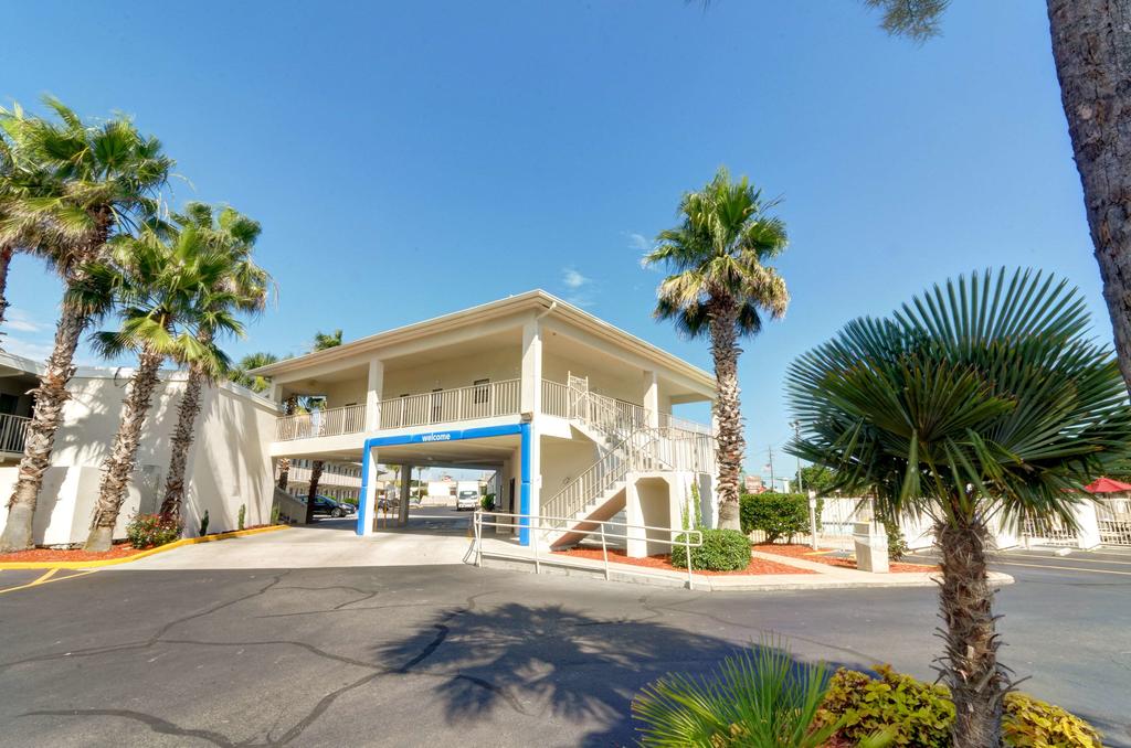 Motel 6-Destin, FL - thumb 0