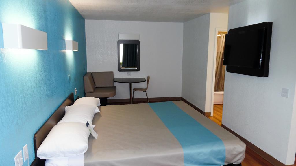 Motel 6-Irving, TX - Irving DFW Airport East - thumb 3