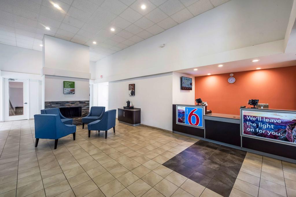 Motel 6-Irving, TX - Irving DFW Airport East - thumb 0