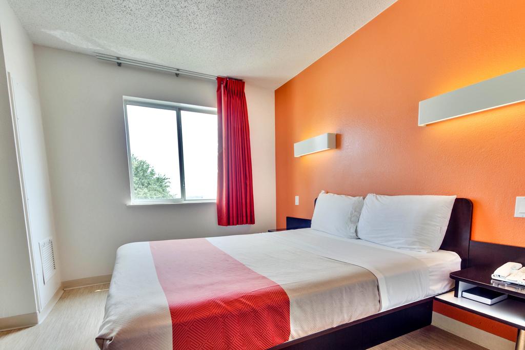 Motel 6-Lewisville, TX - Dallas - thumb 3