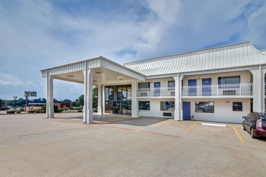 Motel 6-Lindale, TX - thumb 1