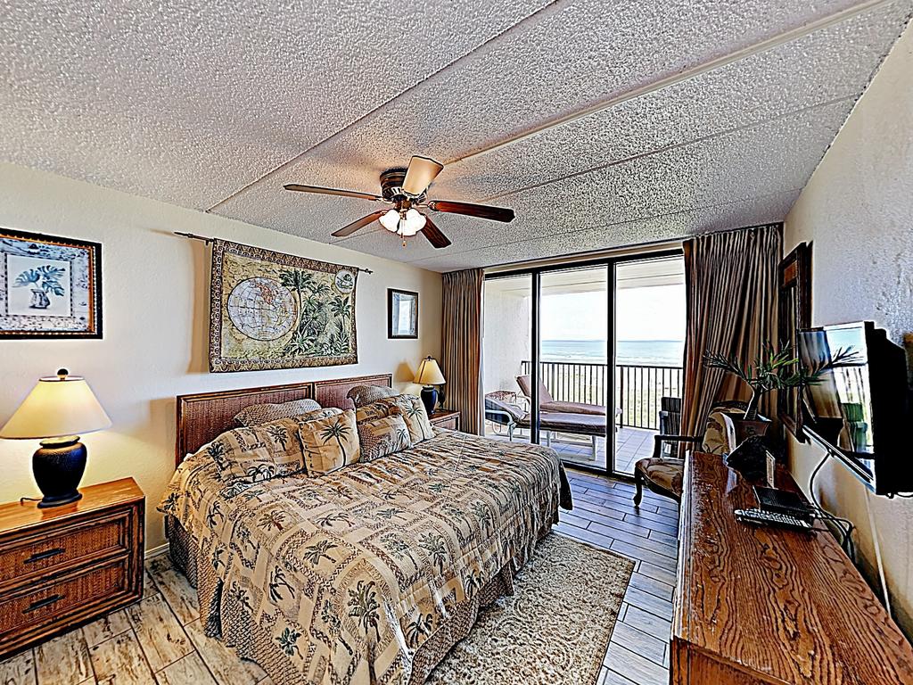 New Listing! All-Suite Hideaway W/ Gulf Views Condo - thumb 2