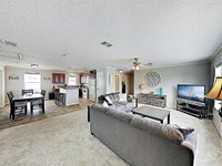New Listing Beachside Retreat - Walk To Waves Home Accommodation Texas