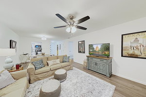 New Listing! Chic SoLa Condo W/ Private Balcony Condo