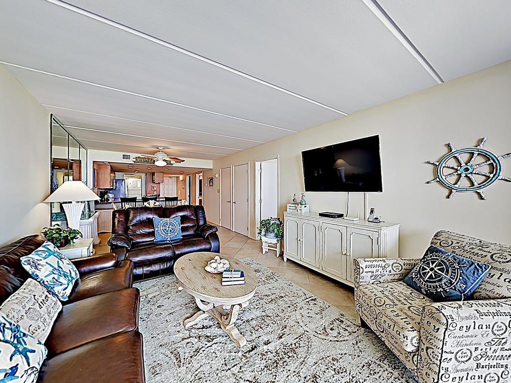 New Listing! Family-Friendly Retreat W/ Balcony Condo