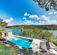 New Listing Mid-Century Modern Lake House W/ Pool Home - Accommodation Texas