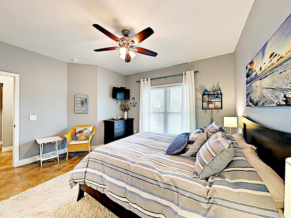 New Listing! Newly Built Home W/ Patio & Yard Home - thumb 3
