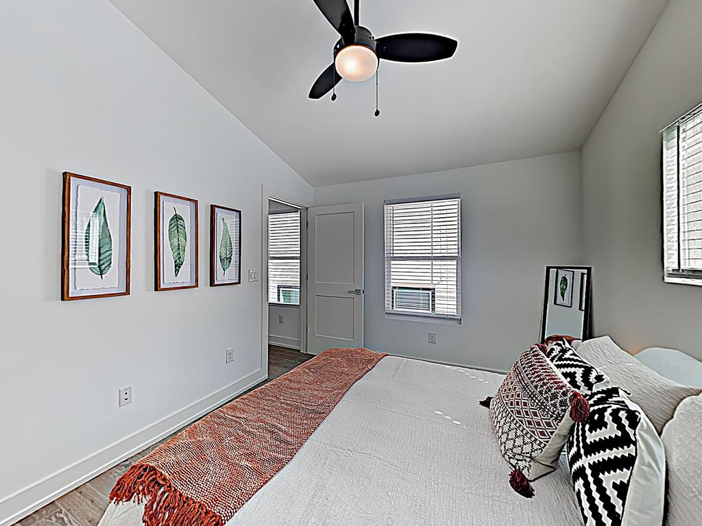 New Listing! Newly Built Luxe Getaway W/ 2 Suites Condo - thumb 2