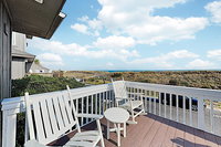 New Listing Oceanfront Getaway - Steps to Sand home Accommodation Texas