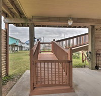 NEW ADA-Friendly Home Steps From Surfside Beach - Accommodation Texas