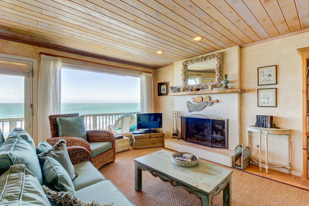 Oceanfront Delight - thumb 1