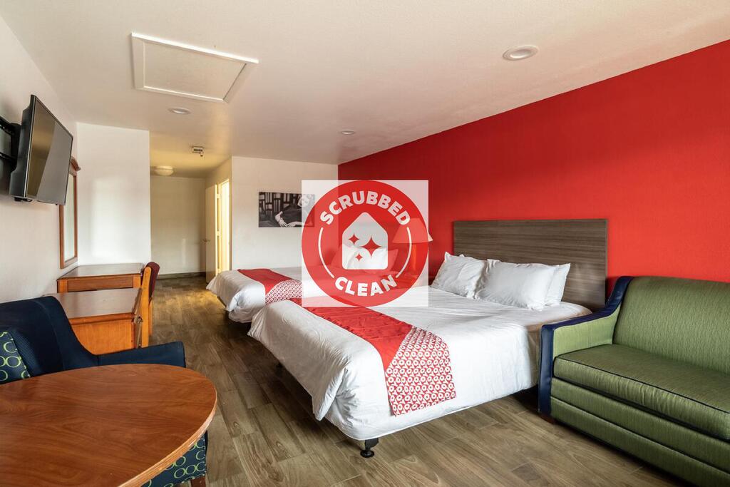OYO Hotel San Antonio Near AT&T Center - thumb 1