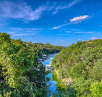 Peaceful Retreat on Quiet Cove on Lake Travis - Accommodation Texas