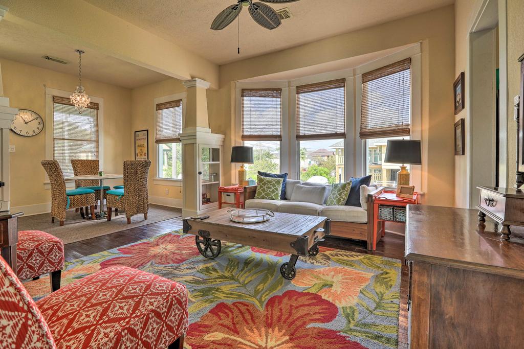 Quaint Galveston Home Less Than 1 Mi To Pleasure Pier! - thumb 0