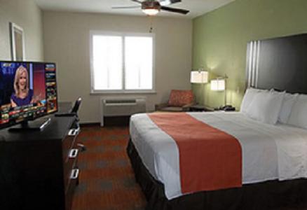 Quality Inn & Suites Victoria East - thumb 3