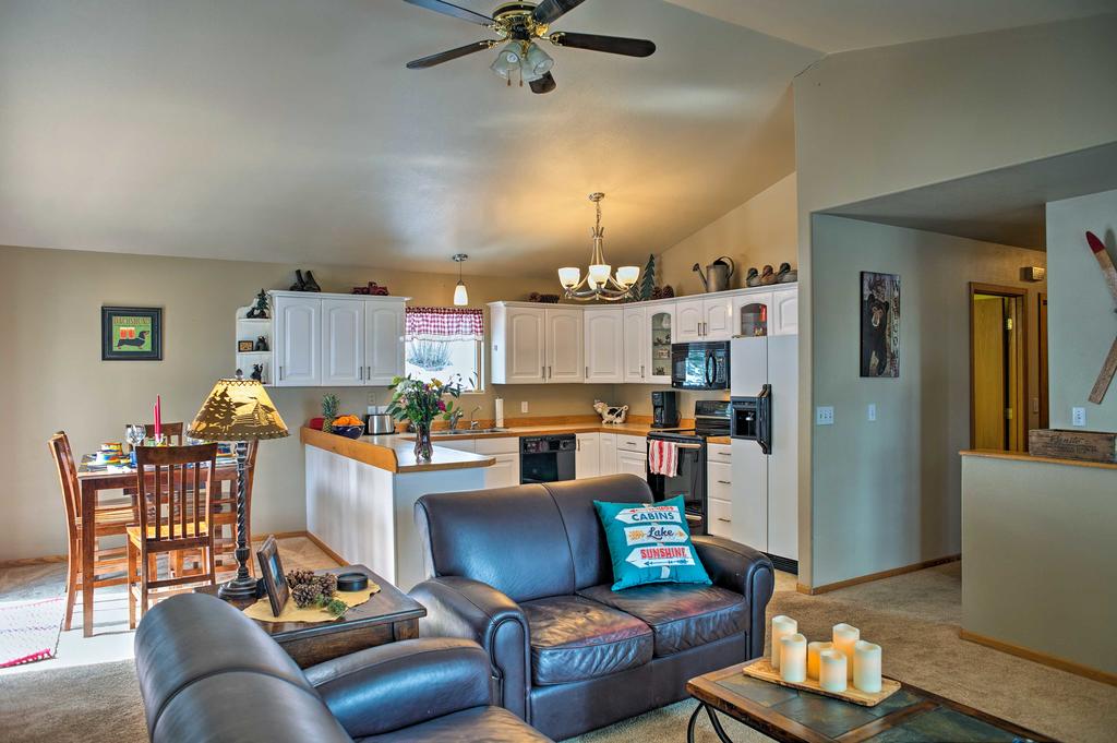 Quiet Kalispell Home On 3 Acres - 10 Mi To Glacier - thumb 2