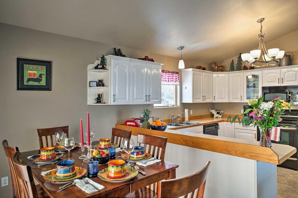 Quiet Kalispell Home On 3 Acres - 10 Mi To Glacier - thumb 0