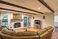 Ranch-Style Springfield House - Pets Allowed Accommodation Texas