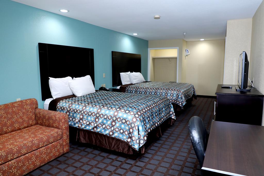 Ranger Inn & Suites - thumb 1
