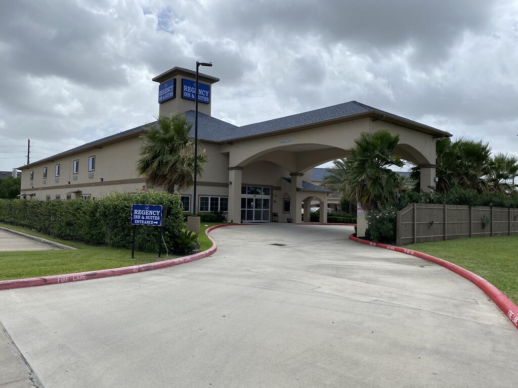 Regency Inn & Suites- NW Houston - thumb 0