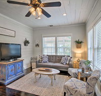 Renovated Family Cottage 1Mi to Main St Shops - Accommodation Texas