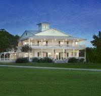 Rose Hill Manor . AAA Four Diamond Inn - Accommodation Texas