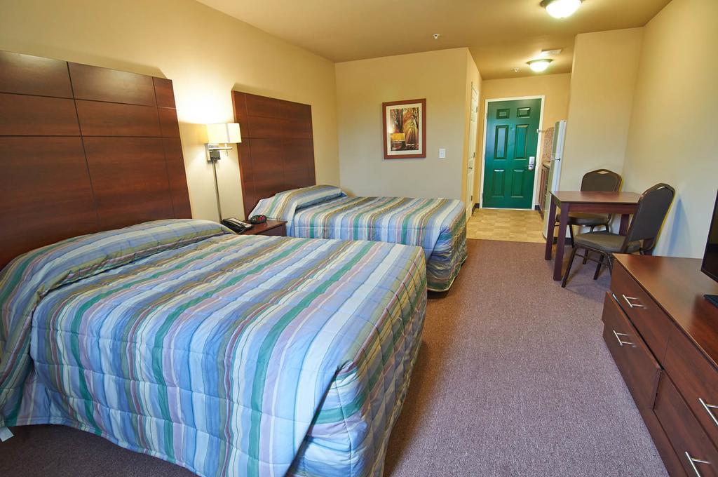 Savannah Suites Pleasanton - thumb 3
