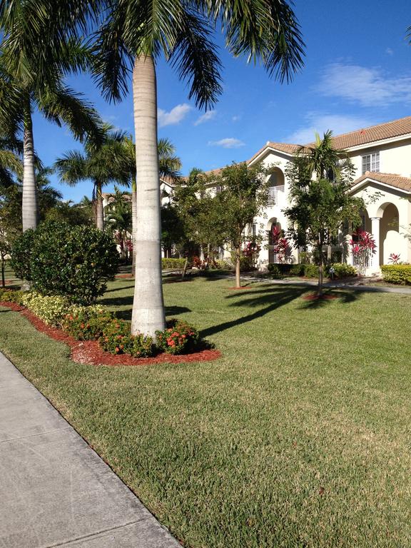 Speedway Blvd Townhouse - thumb 3