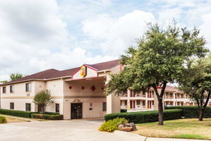 Super 8 By Wyndham Arlington East
