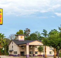 Super 8 by Wyndham Cleveland TX - Accommodation Texas