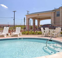 Super 8 by Wyndham Forney/East Dallas - Accommodation Texas