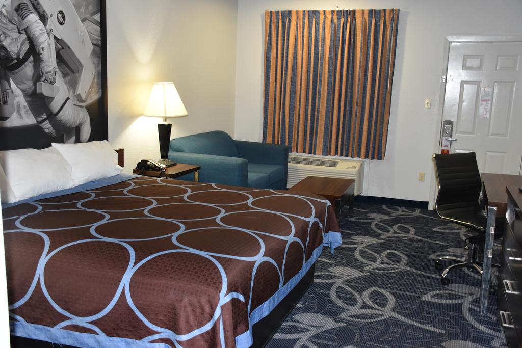 Super 8 By Wyndham Houston Hobby Airport South - thumb 1