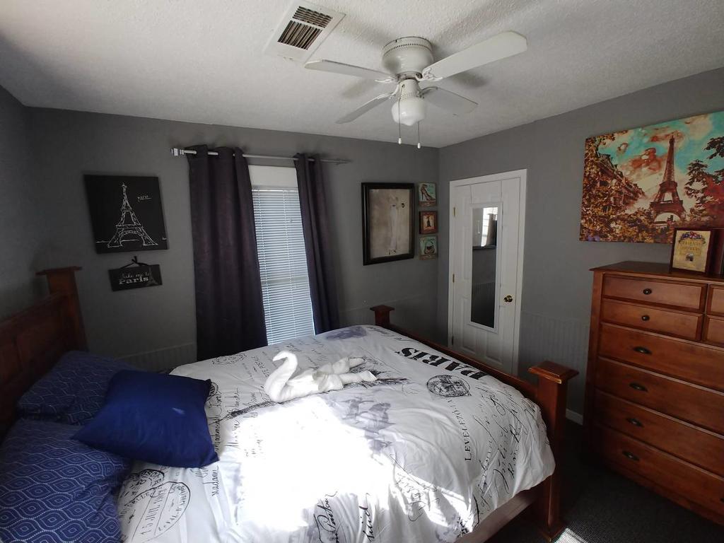 Super Cute 2 Bd/ 1 Bath, Pets Under 40 Lbs Welcome - thumb 3