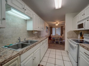 Surfside 208