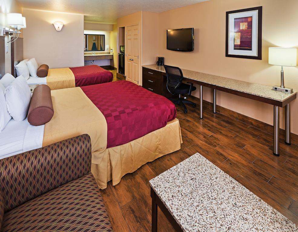 Texas Inn And Suites Raymondville - thumb 0