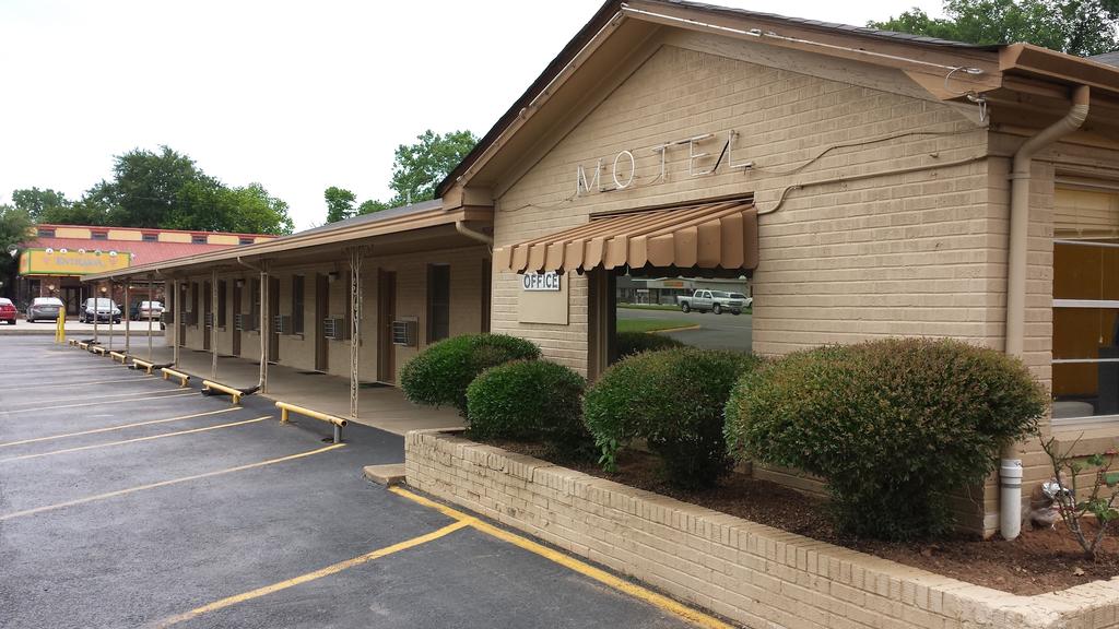 Texas Inn Motel - thumb 0