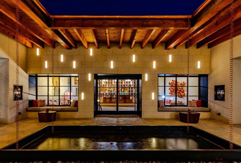 Texican Court, By Valencia Hotel Group - thumb 0