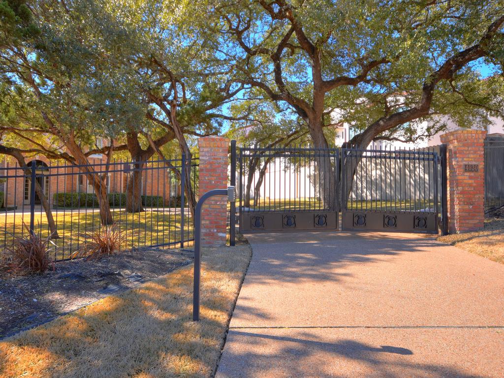 The Austin Country Club Estate - thumb 0